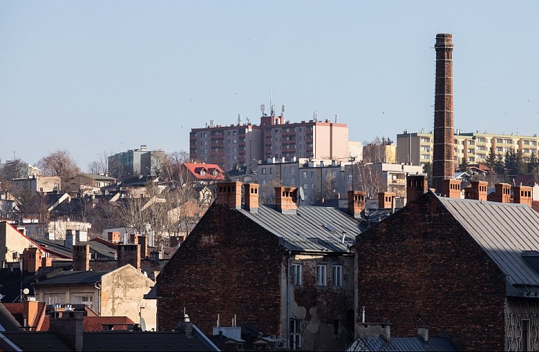 Coraz mniej pieców kaflowych w zasobach komunalnych