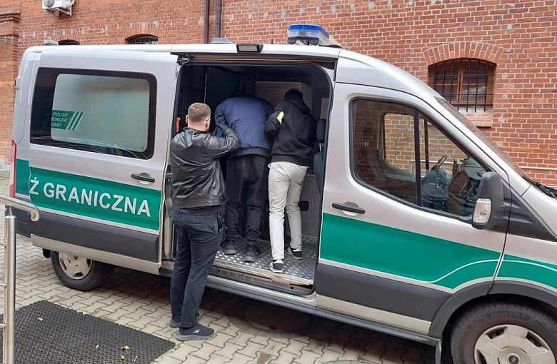 Kolejnych 2 obywateli Ukrainy wróciło do swojego kraju. Mężczyźni mieli kłopoty z prawem