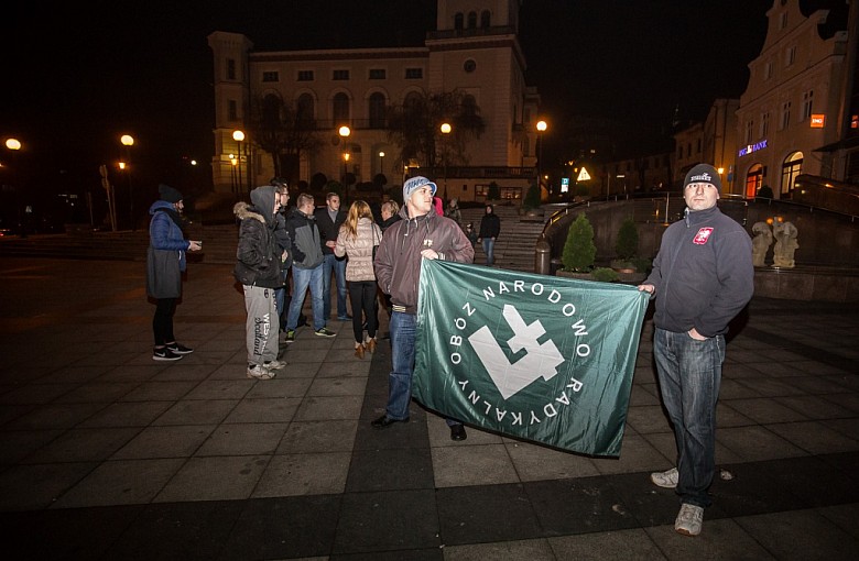 Wzmacniają szeregi i wspomagają schronisko