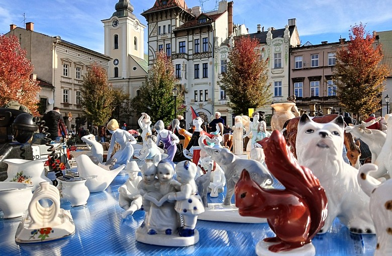 Marcowa Giełda Staroci w Białej