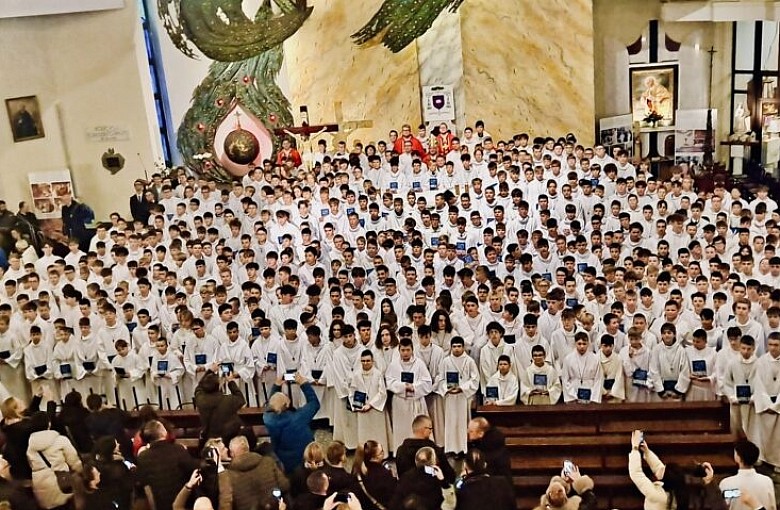 Bp Roman Pindel pobłogosławił 566 nowych lektorów z Diecezji Bielsko-Żywieckiej