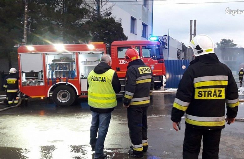Pożar przedsiębiorstwa składującego odpady w Międzyrzeczu Górnym