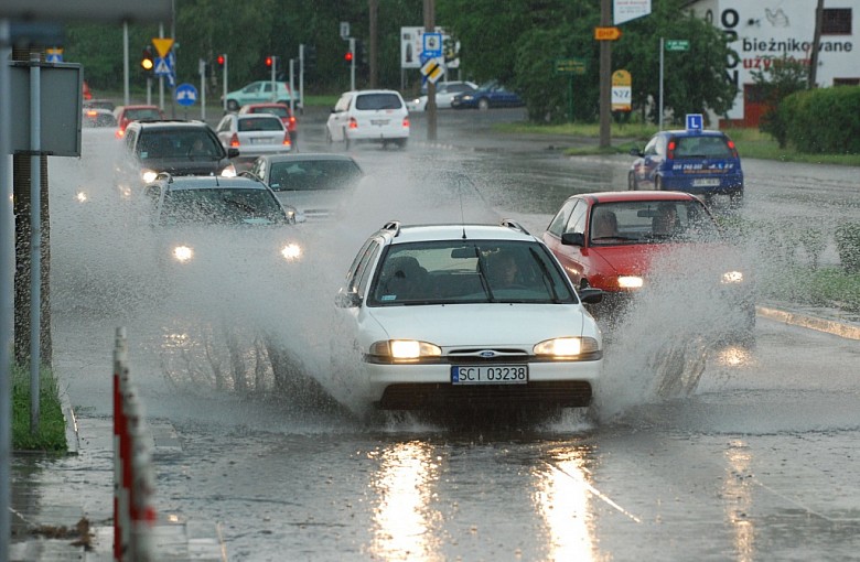 Uwaga, wydano 2 stopień zagrożenia