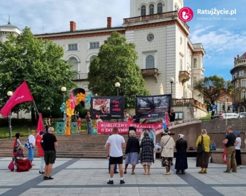 Fundacj Ratuj Życie