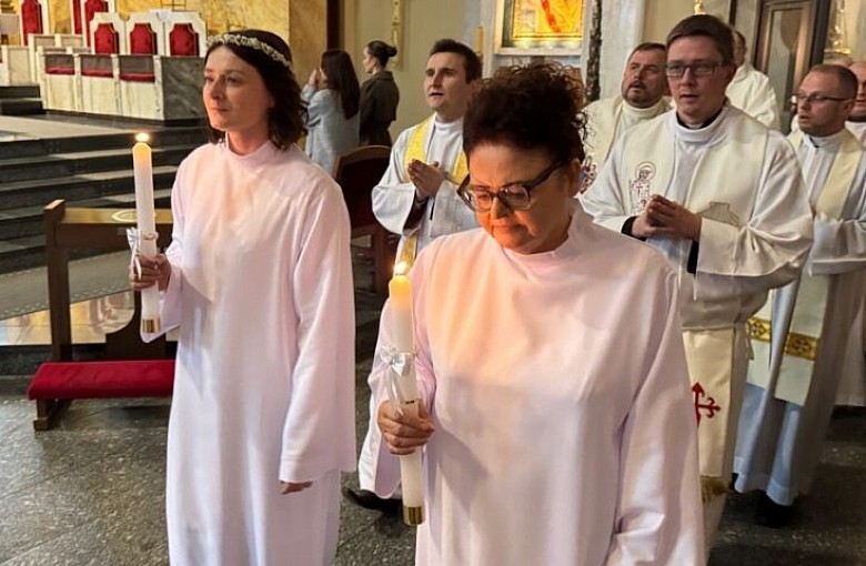 Bp Piotr Greger konsekrował dwie dziewice